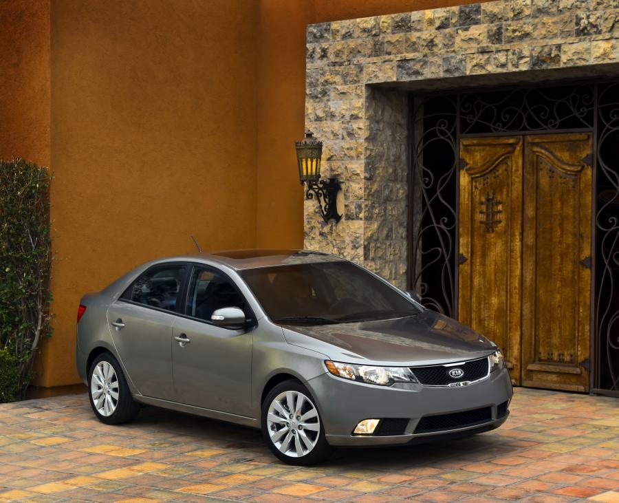  Kia Forte 2009 года  (фото 9 из 128)